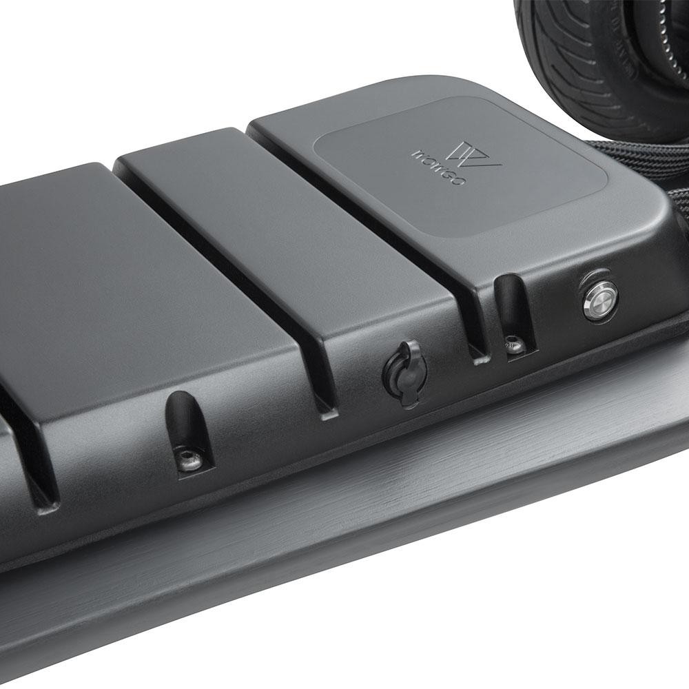 WowGo AT2 — pormenor da bateria e trucks